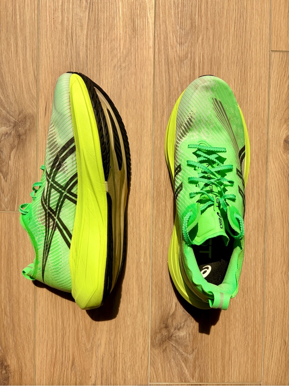 ASICS Megablast